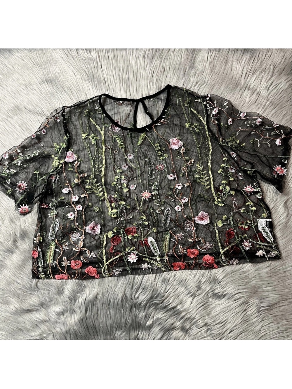 Women’s Black Sheer Shein Floral Embroidered Crop Shirt Plus Size 3XL